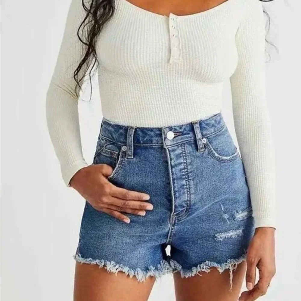 We The Free Distressed Raw Hem Denim Shorts Medium Wash Festival Boho Size 25